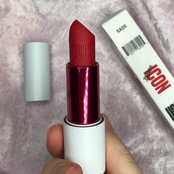 Bad ass Icon UOMA Beauty Matte Lipstick in Sade - Picture 7 of 9